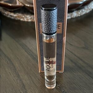 Rihanna Rogue 6ml Rollerball